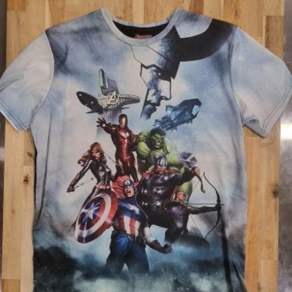 MARVEL Avengers Age of Ultron Movie T Shirt MARVEL Comics Size LARGE